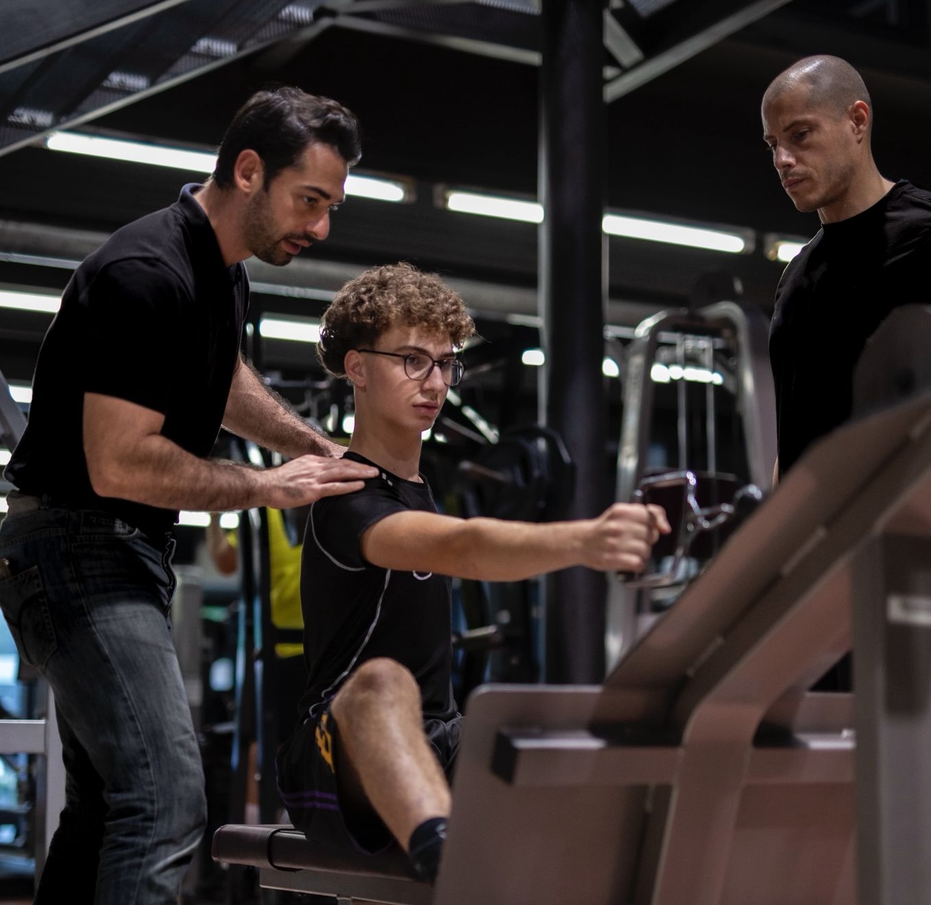 Sessione di personal training a Evolution Fitness Center